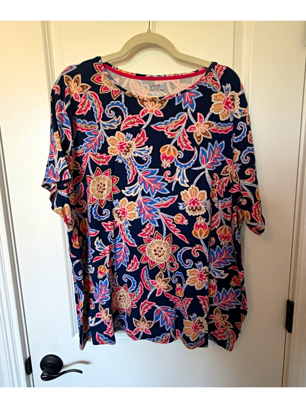 Croft & Barrow Women’s Classic Tee 3X Navy Floral Short Sleeve Round Neck